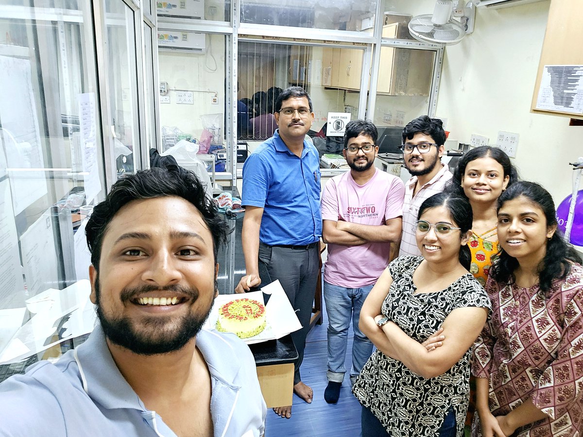 SM Lab tweet media