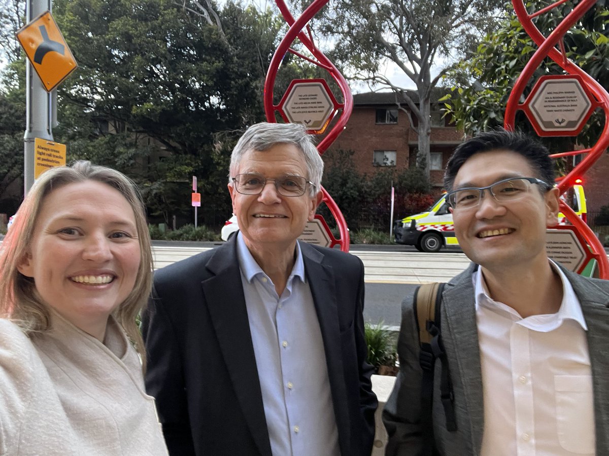 Liz Connolly (@drlizconnolly) on Twitter photo Such a joy and privilege to have <a href="/HuangLabICR/">Paul Huang Lab</a> <a href="/ICR_London/">The ICR</a> visit us at ProCan & <a href="/CMRI_AUS/">CMRI</a> in Sydney 🇦🇺 today. Seminar room packed out for his fantastic presentation!
Thanks so much for sharing your work & time with us🙏 
#sarcoma #proteomics
#precisionmedicine #STS Such a joy and privilege to have <a href="/HuangLabICR/">Paul Huang Lab</a> <a href="/ICR_London/">The ICR</a> visit us at ProCan & <a href="/CMRI_AUS/">CMRI</a> in Sydney 🇦🇺 today. Seminar room packed out for his fantastic presentation!
Thanks so much for sharing your work & time with us🙏 
#sarcoma #proteomics
#precisionmedicine #STS
