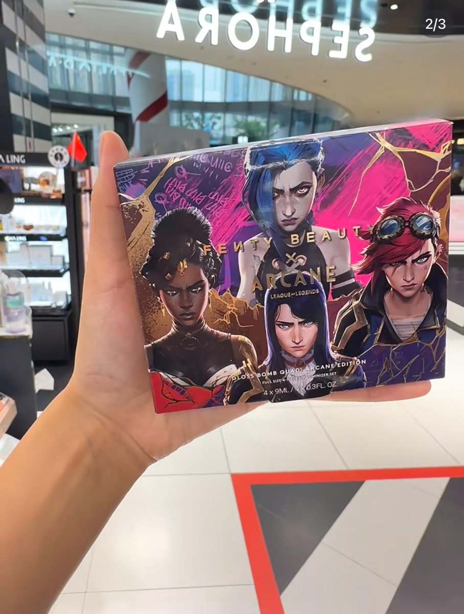 PatriRoxas95's tweet image. Mira que yo no me maquillo, pero que es esta colaboración de Fenty x Arcane??

Es que lo compraba de una 😳

Imagínate maquillaje del WoW con Xal'atath (pero sería maquillaje de pies?)