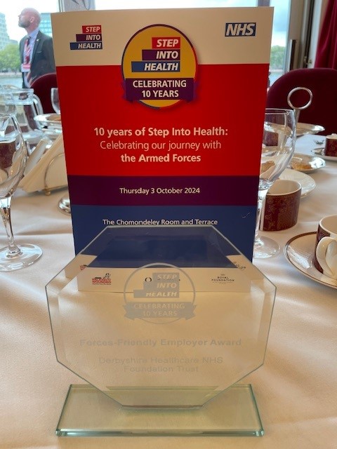 Derbyshire Healthcare 💙 (@derbyshcft) on Twitter photo We are thrilled to announce that our Armed Forces Network, run in partnership with <a href="/DCHStrust/">Derbyshire Community Health Services NHS FT</a>, won the ‘Forces-Friendly Employer’ award at the Step into Health Awards last night!
Congratulations to our fantastic Armed Forces Staff Network! 🥳 We are thrilled to announce that our Armed Forces Network, run in partnership with <a href="/DCHStrust/">Derbyshire Community Health Services NHS FT</a>, won the ‘Forces-Friendly Employer’ award at the Step into Health Awards last night!
Congratulations to our fantastic Armed Forces Staff Network! 🥳