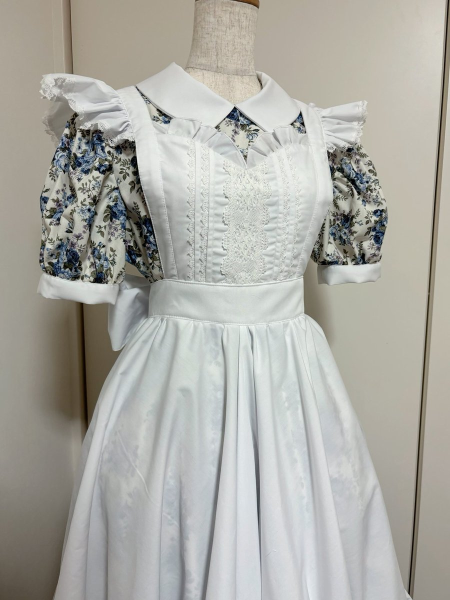 plusmaid332's tweet photo. #メイド博 #Plusmaid
お品書き(メイドエプロン部門)②
🤍アンジュメイドエプロン🤍
¥12000(税込)
※ヘアアクセと同時購入で¥1000引き
ハートシェイプの胸当てに、ピンタックとレースで上品に仕上げたメイドエプロンです🤍
肩フリルが天使の羽のようなシルエットになってます໒꒱· ゚ https://t.co/Fd3SV06MGr