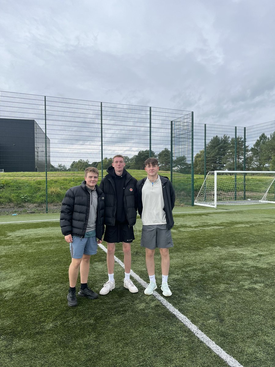 OneRen Sport (@onerensport) on Twitter photo A great turnout today for our first Girls Football Festival of the year ⚽️
Thank you to all 7 teams who came along to play - you were all amazing & great team work was shown on the pitch 👏
Thanks to our refs Ryan, Aaron & Rory from <a href="/JohnstoneHighSc/">Johnstone H.S.</a> 💪
<a href="/sportscotland/">sportscotland</a> A great turnout today for our first Girls Football Festival of the year ⚽️
Thank you to all 7 teams who came along to play - you were all amazing & great team work was shown on the pitch 👏
Thanks to our refs Ryan, Aaron & Rory from <a href="/JohnstoneHighSc/">Johnstone H.S.</a> 💪
<a href="/sportscotland/">sportscotland</a>