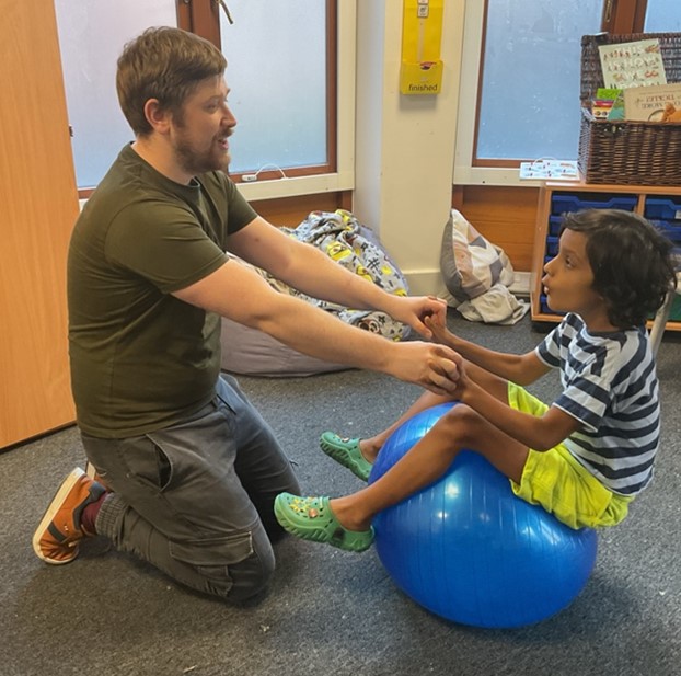 MacIntyreSchool's tweet photo. Occupational Therapy with @OTRob2 #OccupationalTherapy #MeaningfulMoments #PersonalisedApproach https://t.co/3OyToGBXD7