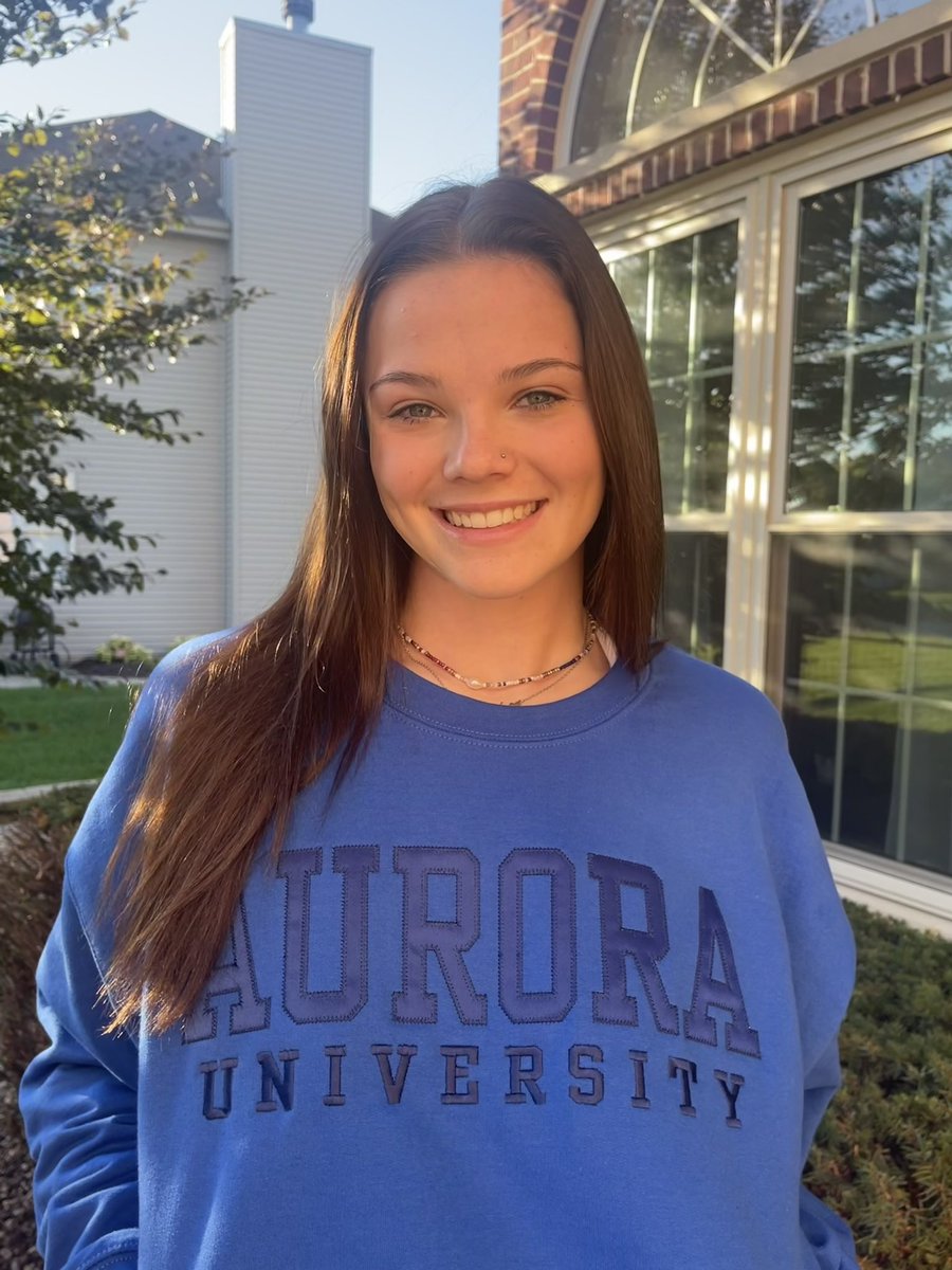 Let’s give a warm welcome to our new assistant coach: Cassidy Wydra coming from Plainfield, Illinois! Graduating from Plainfield North High School, she currently plays at Aurora University!