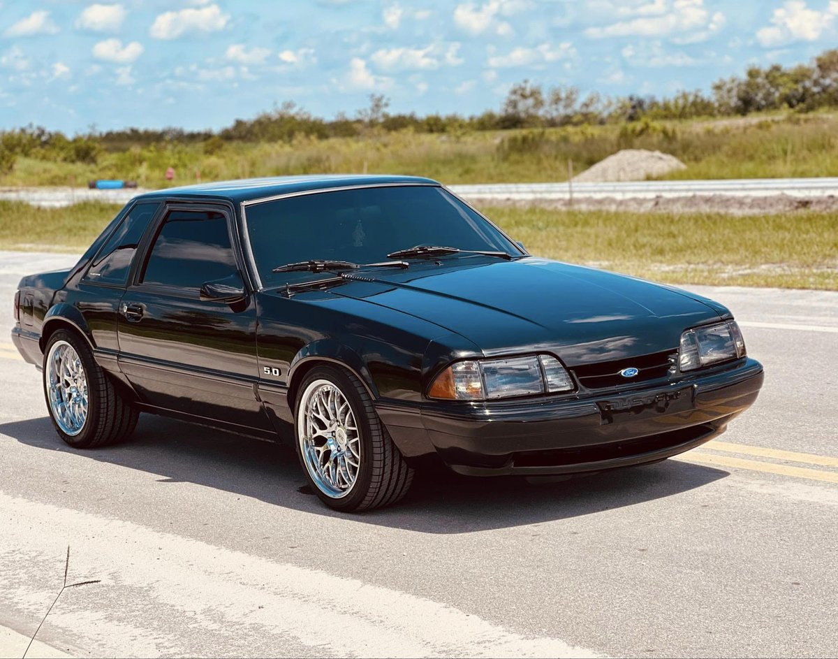RobotPete's tweet photo. #FoxbodyFriday https://t.co/seAEXUTRFN
