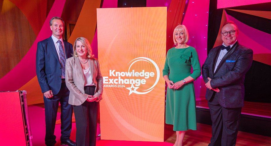 Exe_Innovation's tweet image. What a night! 🎉Thanks to everyone who joined us at the Knowledge Exchange Awards last night, to celebrate the brilliant collaborations between our academics and external partners! 

The full feature and winners list is live on our website now 👉 bit.ly/KEAwards24_Win…