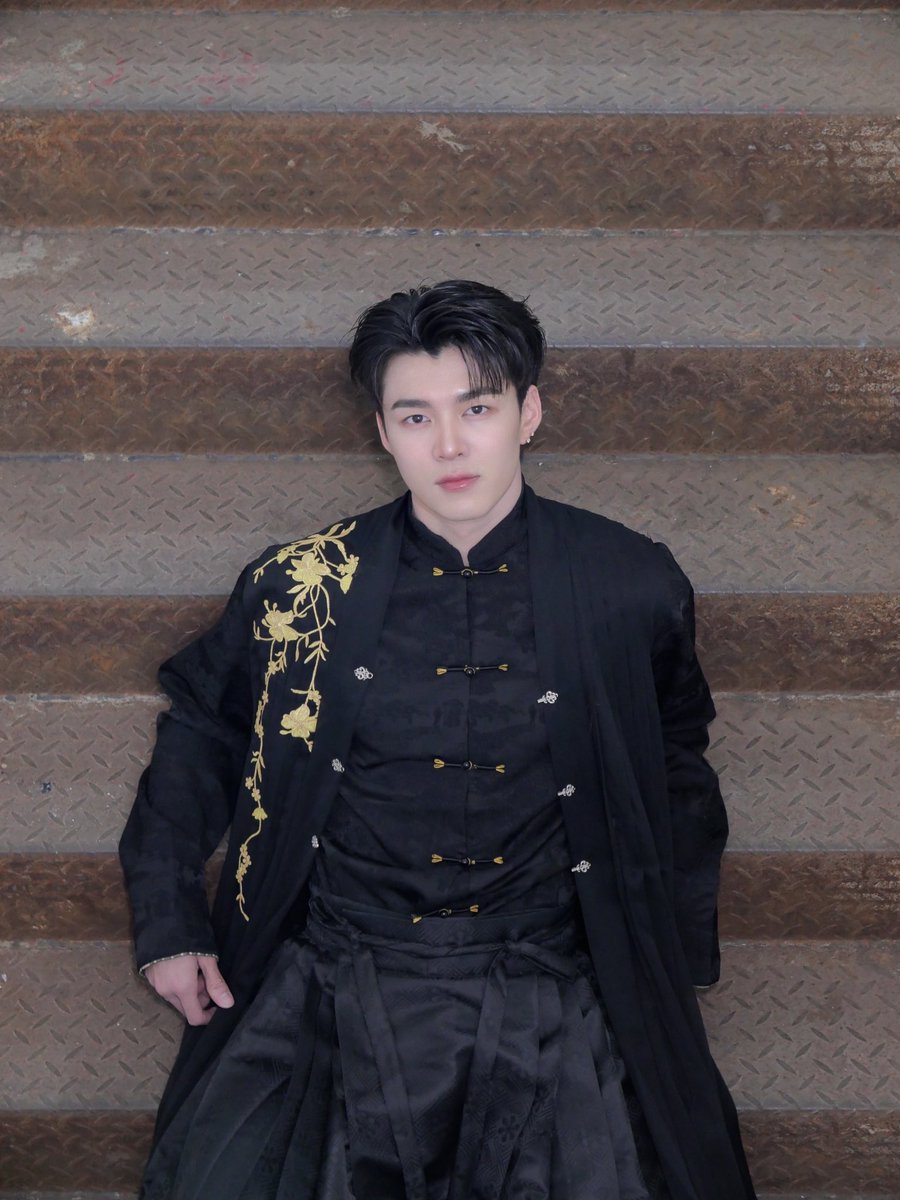 nichameen8's tweet photo. 🥹 Thank you so much everyone.🙏🏻

祝你们开心 

照顾好自己的身体.🌙🐺

 #Meen1stFMinNanning https://t.co/jqNyGQniMA