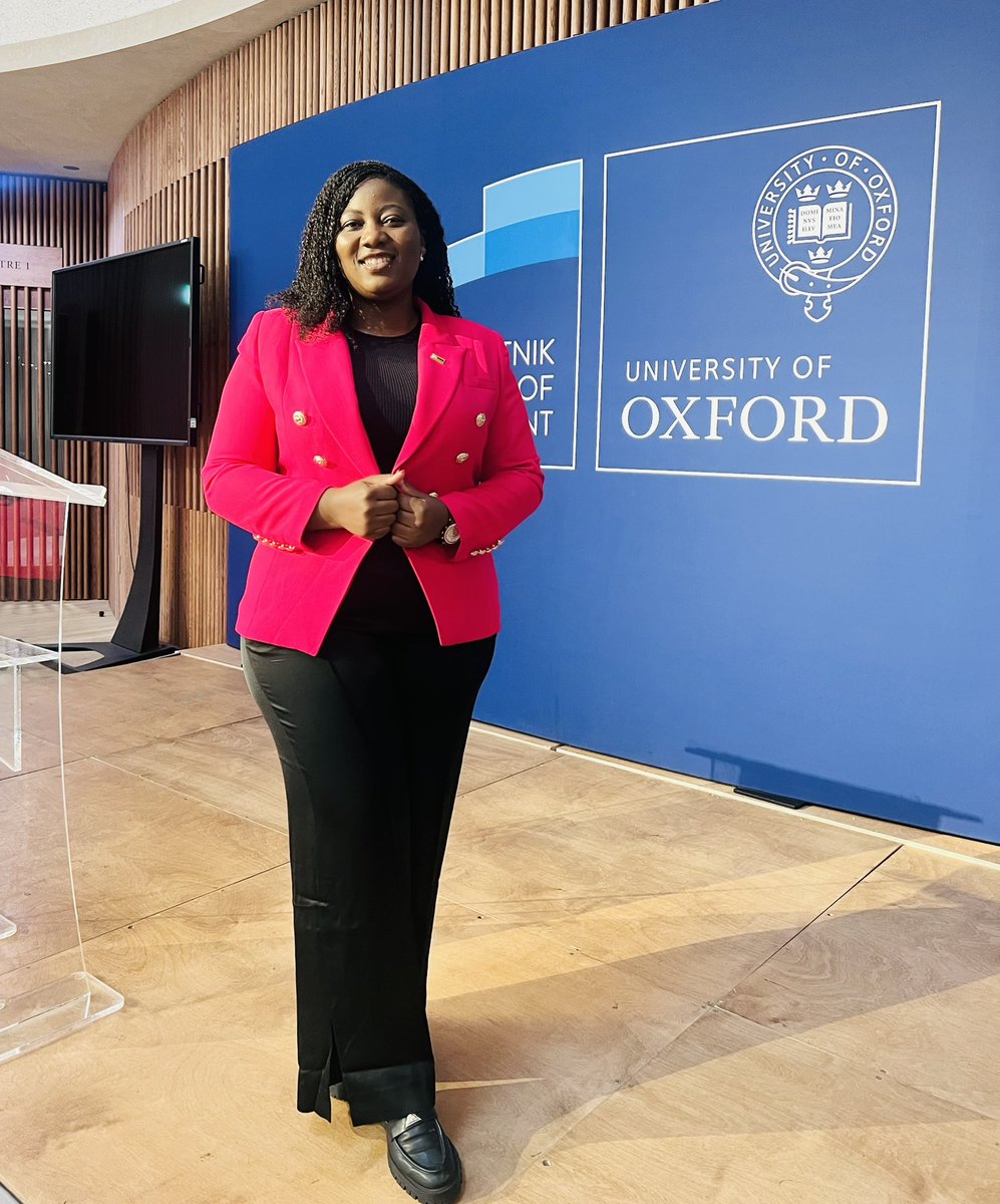 Joanah Mamombe MP (@joanamamombe) on Twitter photo This last week <a href="/UniofOxford/">University of Oxford</a> has been all about building powerful teamwork skills. I’m inspired to grow as a leader & renew my commitment to serve my country.
Grateful to be here at this sacred place😊. Thank you, Professor <a href="/NgaireWoods/">Ngaire Woods</a> & <a href="/BlavatnikSchool/">Blavatnik School of Government</a> for the warm welcome! This last week <a href="/UniofOxford/">University of Oxford</a> has been all about building powerful teamwork skills. I’m inspired to grow as a leader & renew my commitment to serve my country.
Grateful to be here at this sacred place😊. Thank you, Professor <a href="/NgaireWoods/">Ngaire Woods</a> & <a href="/BlavatnikSchool/">Blavatnik School of Government</a> for the warm welcome!
