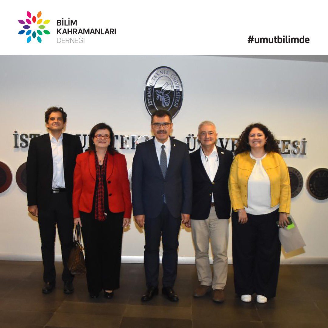 BilimKahraman's tweet photo. Yönetim Kurulu Başkanımız Prof. Dr. Sıddıka Semahat Demir, Yönetim Kurulu Üyemiz Prof. Dr. Mehmet Ali Gülgün ve Dernek üyemiz Prof. Dr. Ali Koşar birlikte @itu1773 Rektörü Prof. Dr. Hasan Mandal’ı ziyaret ettik ve tebriklerimizi ilettik. #bilimkahramanları #umutbilimde https://t.co/8oO8lanTrv