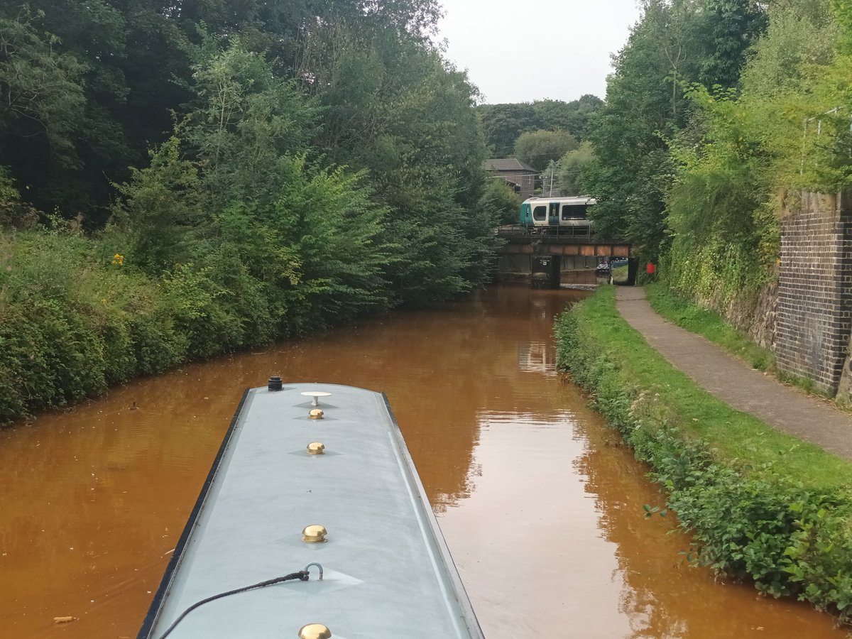 marcusbloor86's tweet photo. I have been fortunate to travel most of the world when I was military.

However, nothing beats cruising the Trent &amp; Mersey for 8 days in a 69 footer with the loves of your life. https://t.co/YqXNDNh6od