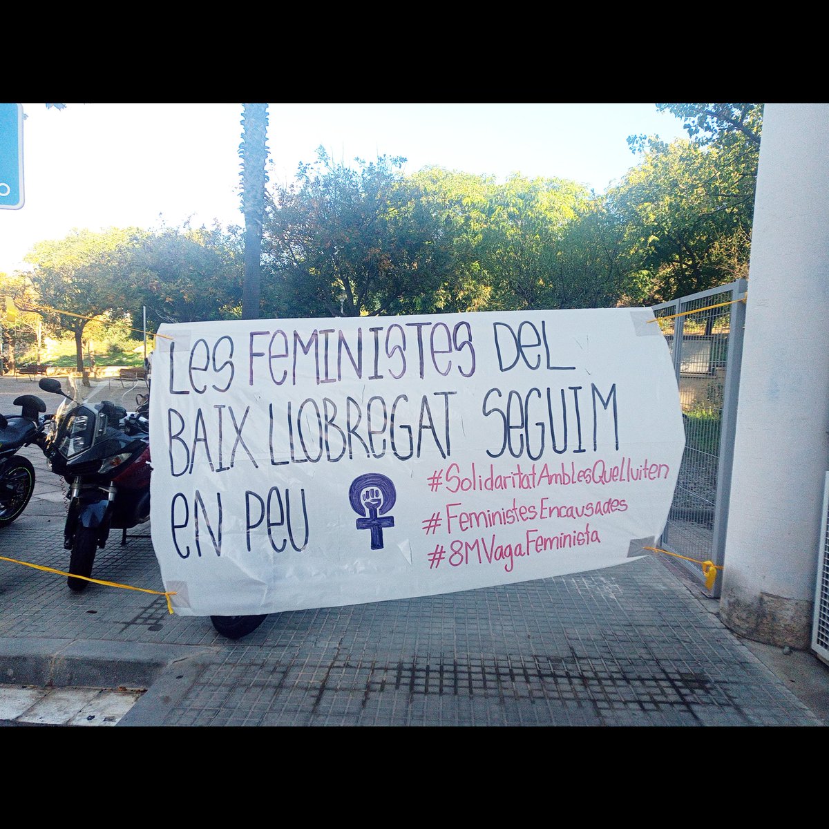 La solidaritat la nostra millor arma, responem juntes a la repressió! #BaixLloFeminista seguim en peu✊