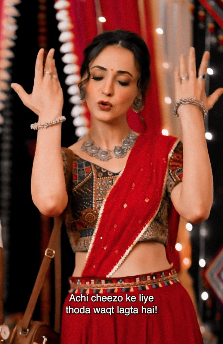 her presence in red is nothing short of breathtaking♥️
#sanayairani