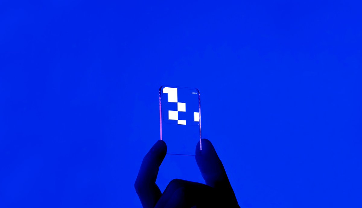 Alex A ™ tweet media