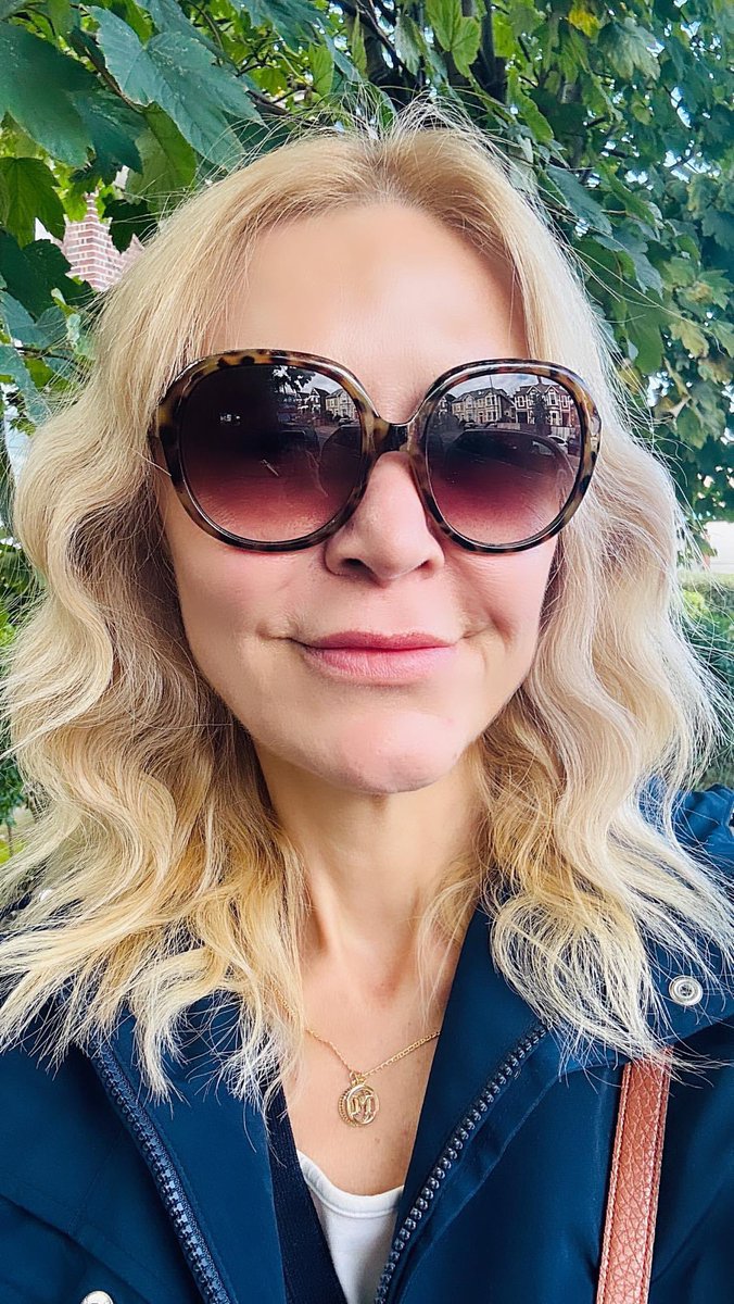 Colder weather warrants fun hair, and as you can see, I obliged! <a href="/kayandkompany/">The UK Hairdresser</a>