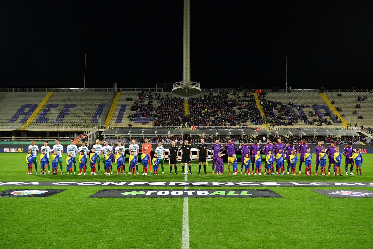 LeoCarlosJSmith's tweet photo. What an experience that was! Some shift from all the boys! @tnsfc Fiorentina away 🏴󠁧󠁢󠁷󠁬󠁳󠁿🇮🇹💜🟢⚪️ https://t.co/5sEOEgb80T