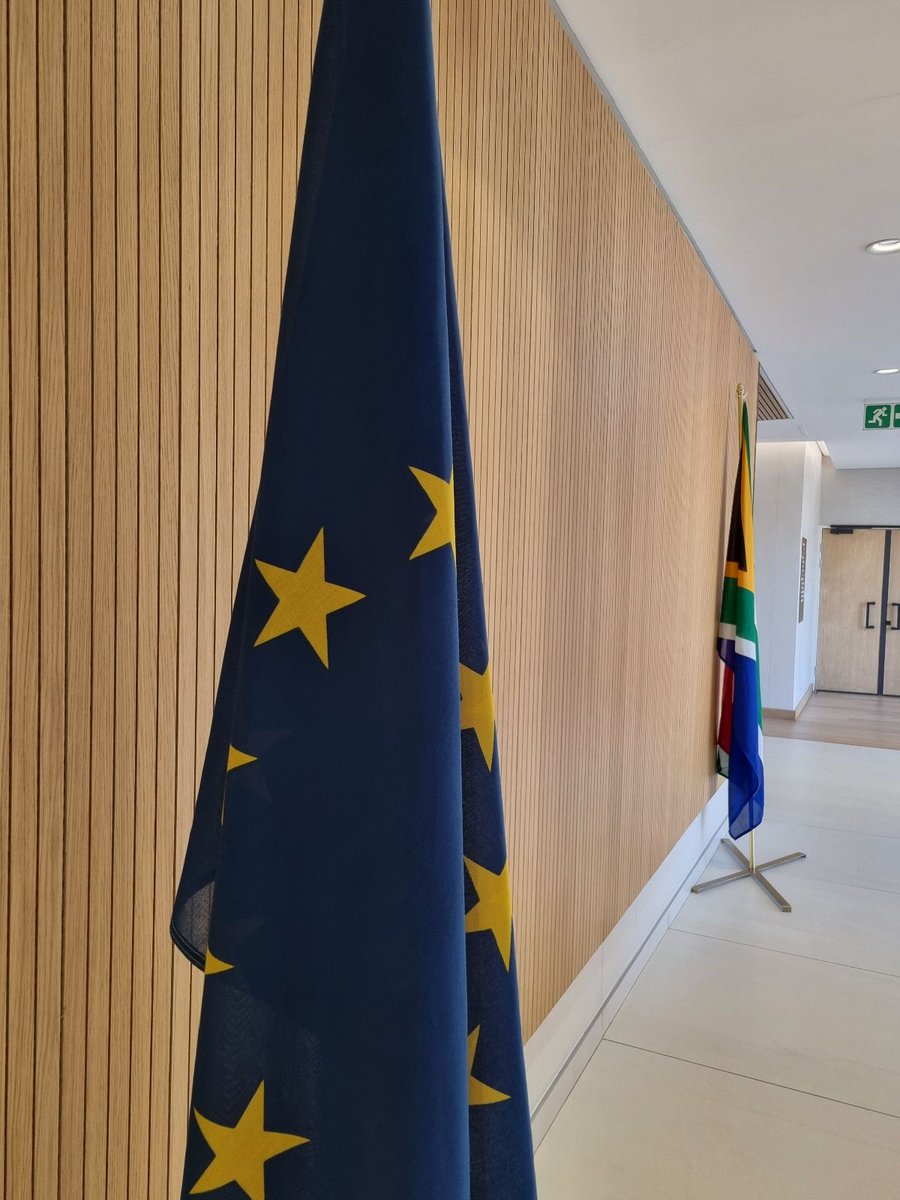 The countdown is on! Join us today, 4 October 2024, for a vital roundtable on ambitious NDCs hosted by the EU delegation to South Africa. RSVP here: events.euclimatedialogue.org. Stay on this page for insights! Use #EUSAClimateDialogues to join the conversation.