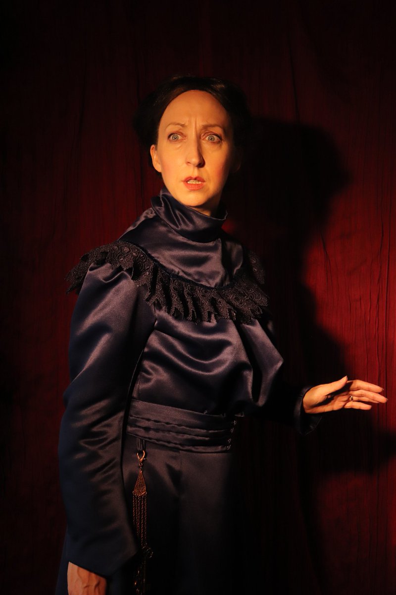 ClaireLAmias's tweet photo. Buy tickets now for #Haunted Shadows @orltheatre in @grimfestuk 7pm 28-31 Oct. Prepare to be scared this #Halloween! 
Directed by #JonathanRigby, performed by @clairelouiseamias photos by @dianavucane  https://t.co/KA20uZ2TY9

#theatre #ghoststories #horror #enesbit #EdithNesbit https://t.co/9Z12TDoQZz
