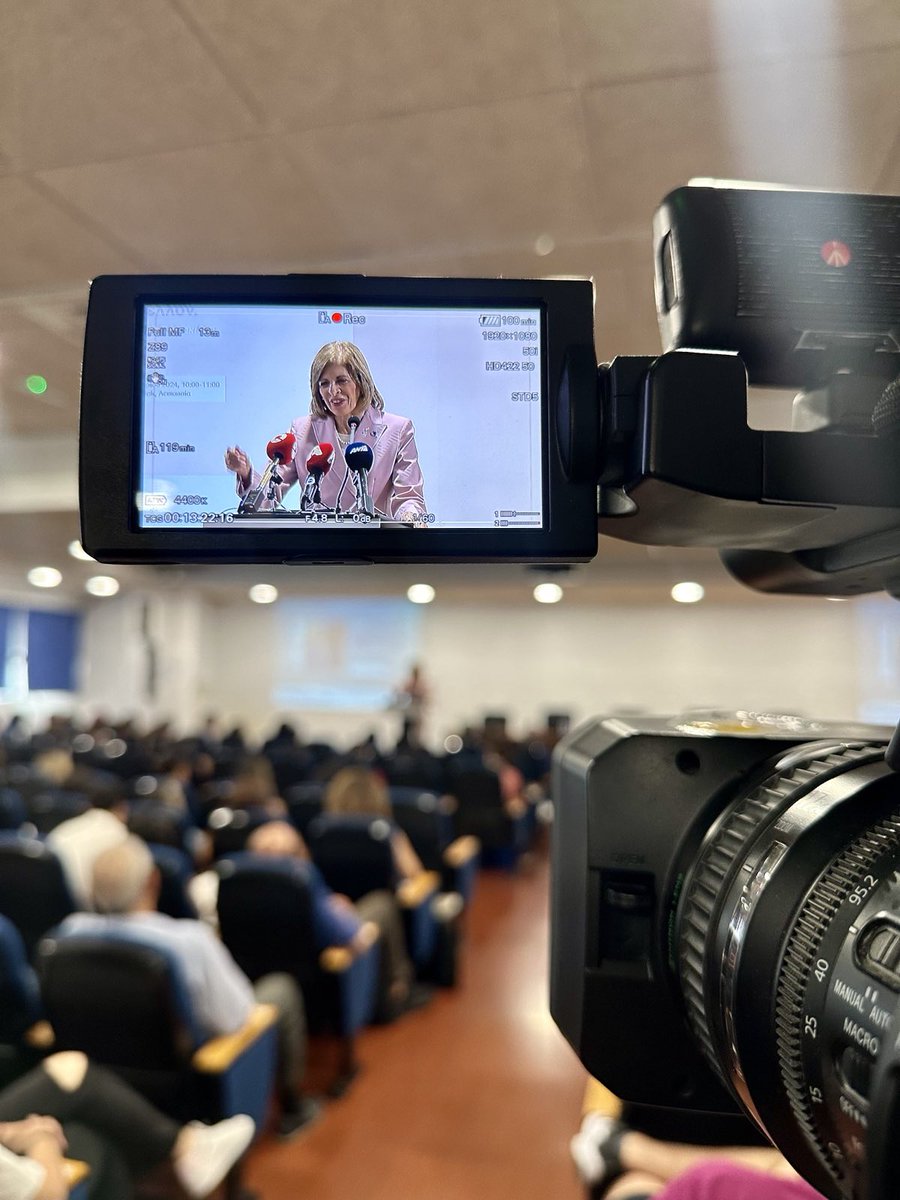 Frederick University (@frederick_uni) on Twitter photo Honored to welcome EU Health Commissioner <a href="/SKyriakidesEU/">Stella Kyriakides</a> to our Uni today! She shared her vision for a strong #HealthUnion, benefiting all Europeans. Reflecting on 5 years of leadership through the pandemic, she emphasized how unity shaped Europe's response to this global crisis. Honored to welcome EU Health Commissioner <a href="/SKyriakidesEU/">Stella Kyriakides</a> to our Uni today! She shared her vision for a strong #HealthUnion, benefiting all Europeans. Reflecting on 5 years of leadership through the pandemic, she emphasized how unity shaped Europe's response to this global crisis.
