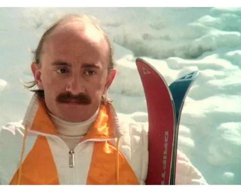 ludlec's tweet image. Quand te reverrai-je, pays merveilleux
Où ceux qui s&apos;aiment vivent à deux?
#MichelBlanc