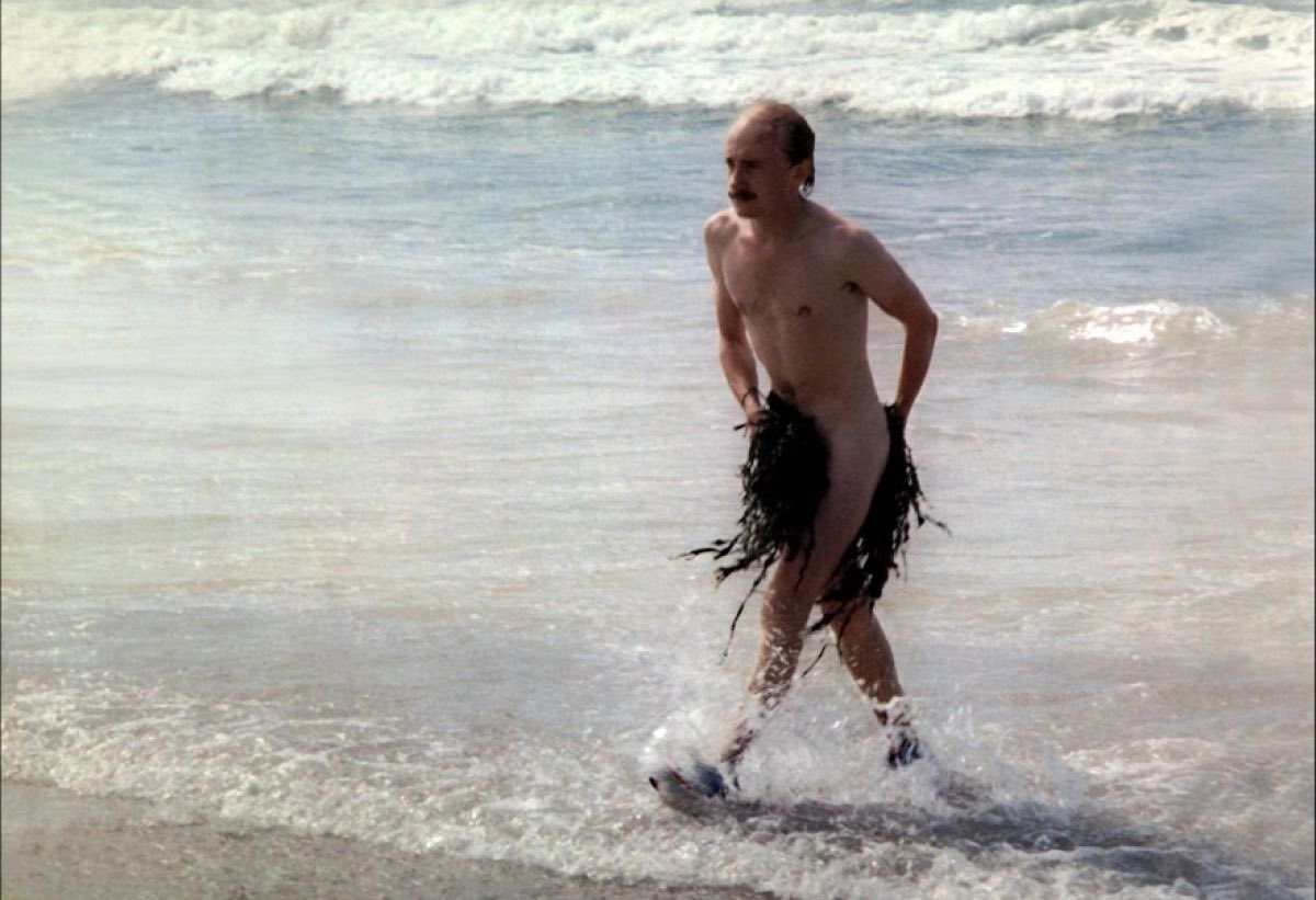 ambreard's tweet photo. Tristesse infini, le splendid et le cinéma perd un pilier… 
Merci pour les premiers souvenirs de cinéma 🩶 https://t.co/25Q1Xoe1s0