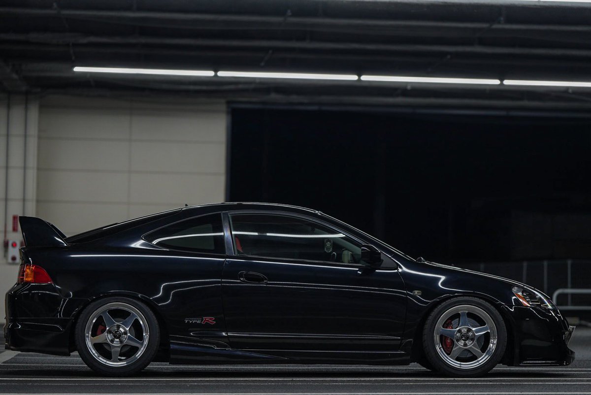 pucao_dcl51's tweet photo. New style！

Desmond RegaMaster (Bright)
F:9J+45(245/40/17)
R:8J+45(225/45/17)

Mugen Rear half spoiler(後期用)

とりあえず形になってカッコよくなりました！
フロントよりリアビューの方が個人的には好きかも🤤 https://t.co/yEjQaaSZzQ