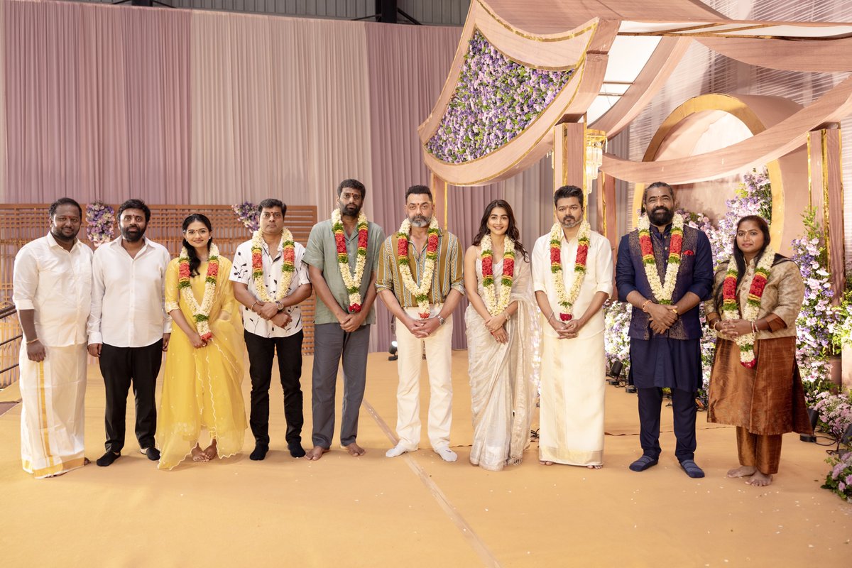 KVN Productions (@kvnproductions) on Twitter photo Pictures layum seri adha paathutu iruka unga face layum seri HAPPY SMILES irukunu we know ♥️
#Thalapathy69Poojai stills SET 1 idhoo 🔥
Updates inum mudiyala.. SET 2 incoming 💥
#Thalapathy <a href="/actorvijay/">Vijay</a> sir #HVinoth <a href="/thedeol/">Bobby Deol</a> <a href="/prakashraaj/">Prakash Raj</a> <a href="/menongautham/">Gauthamvasudevmenon</a> #Priyamani <a href="/itsNarain/">Narain</a> Pictures layum seri adha paathutu iruka unga face layum seri HAPPY SMILES irukunu we know ♥️
#Thalapathy69Poojai stills SET 1 idhoo 🔥
Updates inum mudiyala.. SET 2 incoming 💥
#Thalapathy <a href="/actorvijay/">Vijay</a> sir #HVinoth <a href="/thedeol/">Bobby Deol</a> <a href="/prakashraaj/">Prakash Raj</a> <a href="/menongautham/">Gauthamvasudevmenon</a> #Priyamani <a href="/itsNarain/">Narain</a>