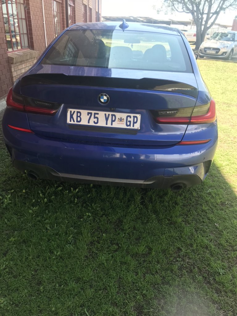 azania1023's tweet photo. Today marks 4 weeks this car parked at Harry Gwala Regional Hospital,Pietermaritzburg KZN.

Plz retweet it might have been stolen and dumped here,the owner may be on the TL.

It has a GP number plate. https://t.co/VM6XBzr2eR