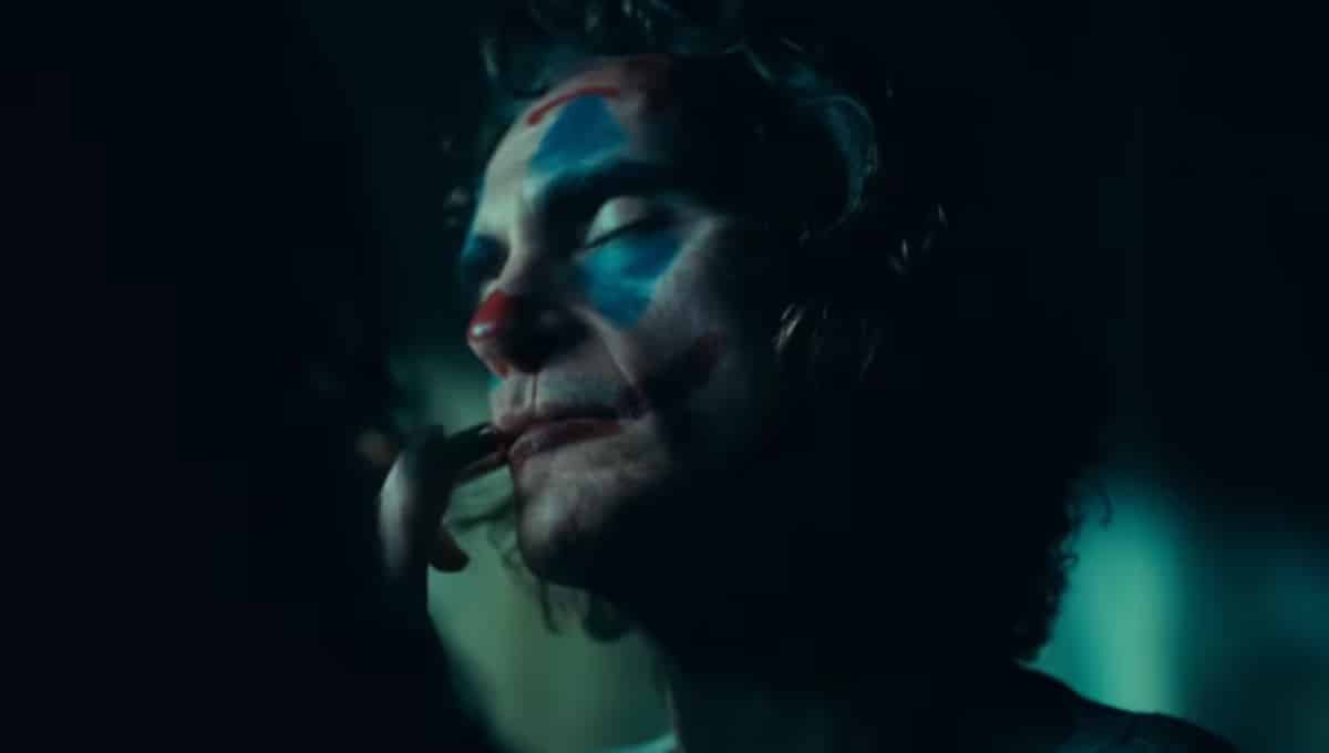 noescinetodo's tweet photo. #JokerFolieÀDeux es una secuela suicida que hace saltar por los aires cualquier expectativa preconcebida por parte del espectador. Es también una película triste y reflexiva que nos habla del rechazo y de la decepción.

Crítica de @danielfarriol: 

https://t.co/8mgugcvr5C https://t.co/t2NPkxotBE