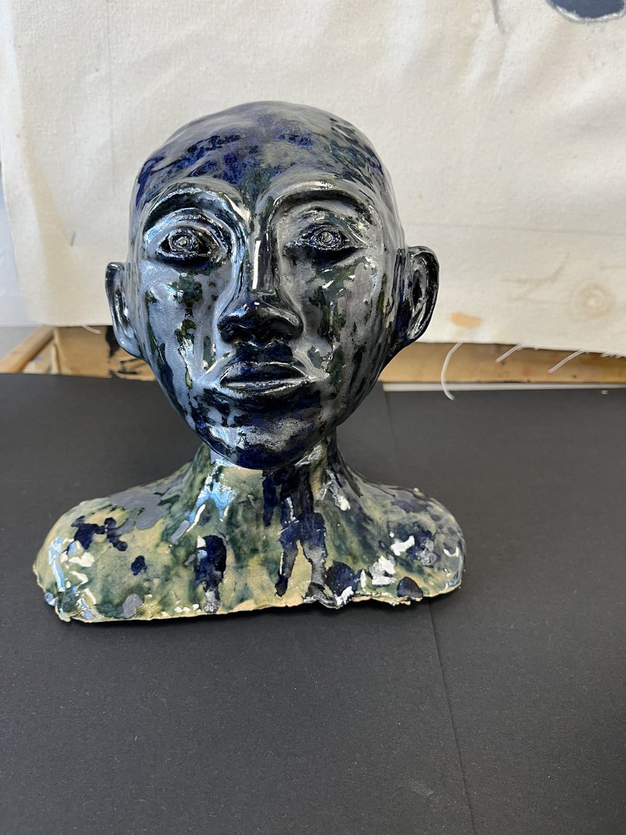 croydonhighart's tweet photo. Beautiful emotional ceramic heads #oxides #Glaze #Ceramics #GCSEArt @CroydonHigh @croydonhighart #AspireWithoutLimits #EveryGirlEveryDay 🎨 https://t.co/eDXoc0Nu7y