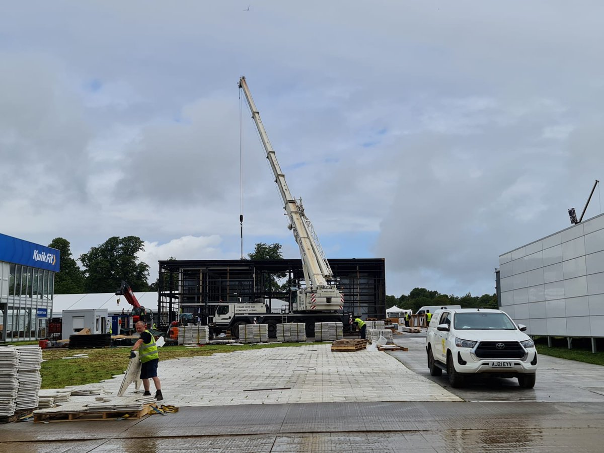 SouthernCranesAccess tweet media