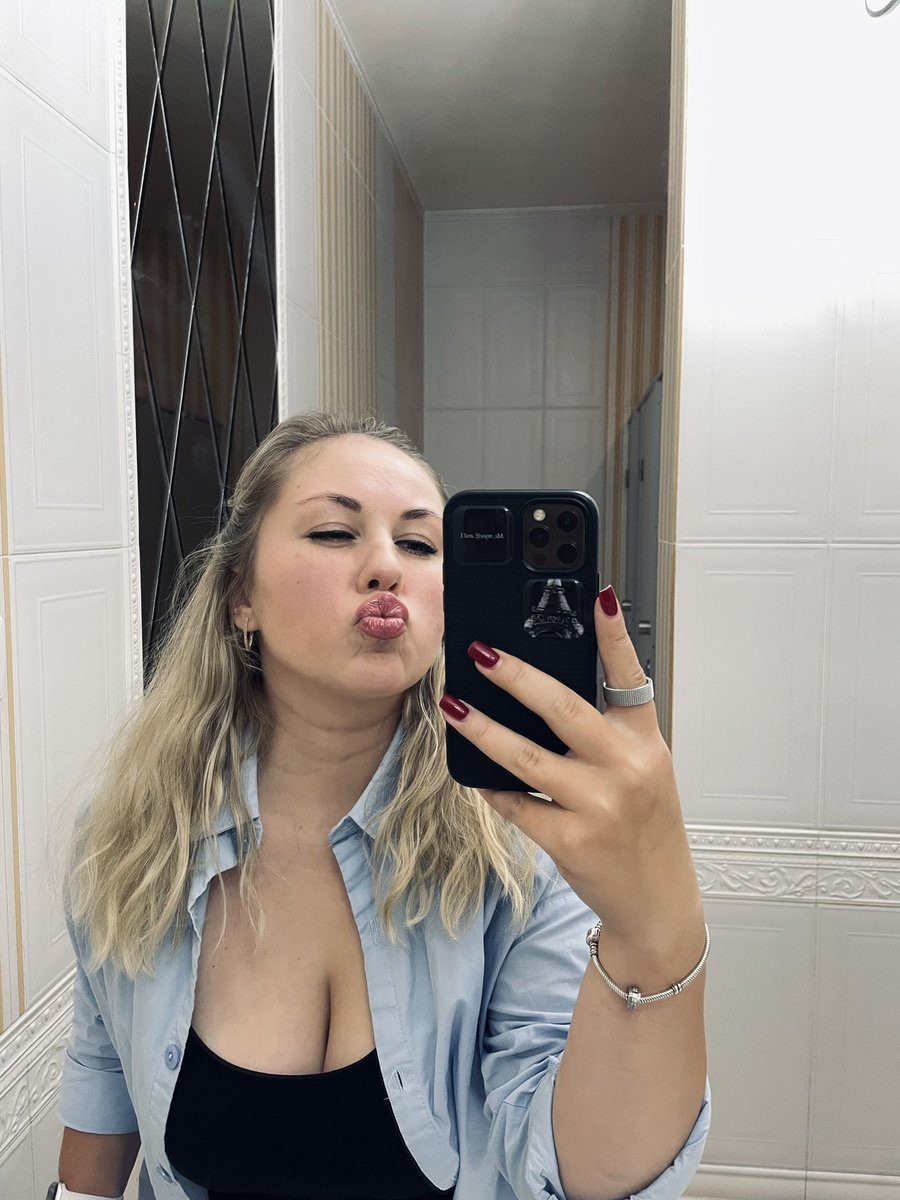bma___'s tweet photo. 😘 https://t.co/yqI3svaMYd