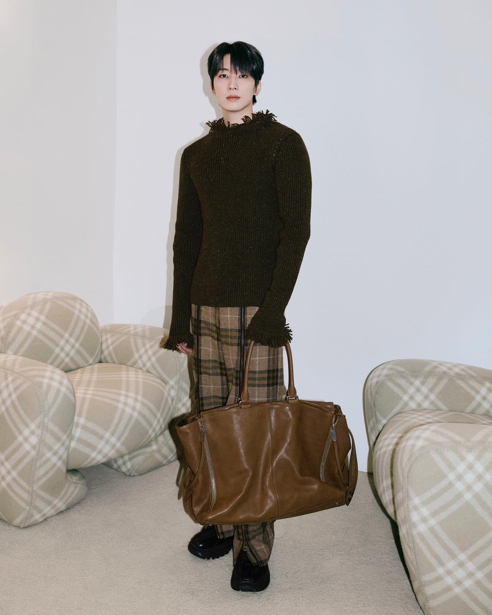 241004

WONWOO at the Burberry Flagship Store in Seoul

instagram.com/p/DAsP53Wgk_4/…