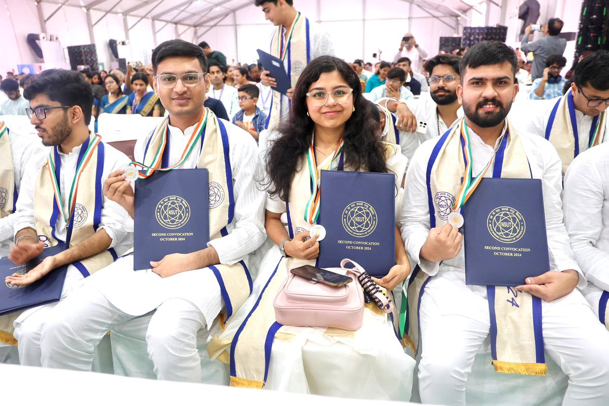 LG Delhi tweet media