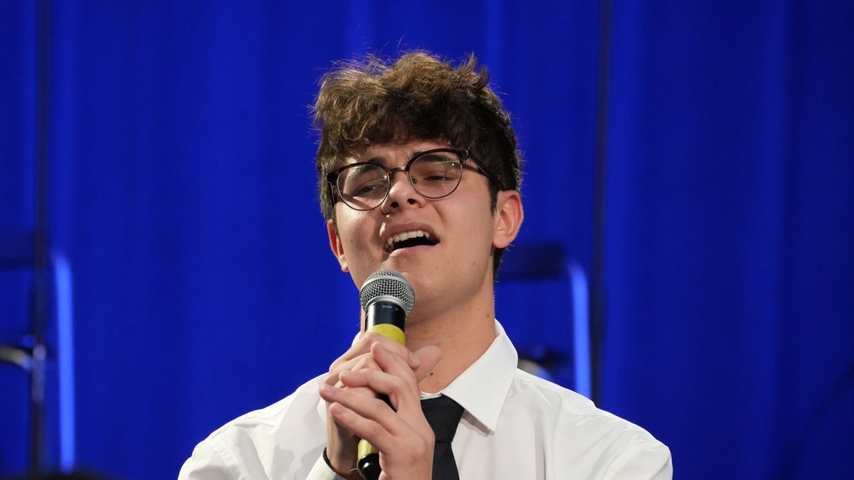 St Albans School tweet media