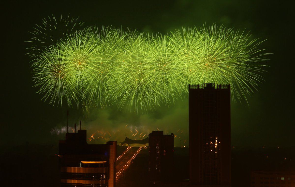 Epic Fireworks tweet media