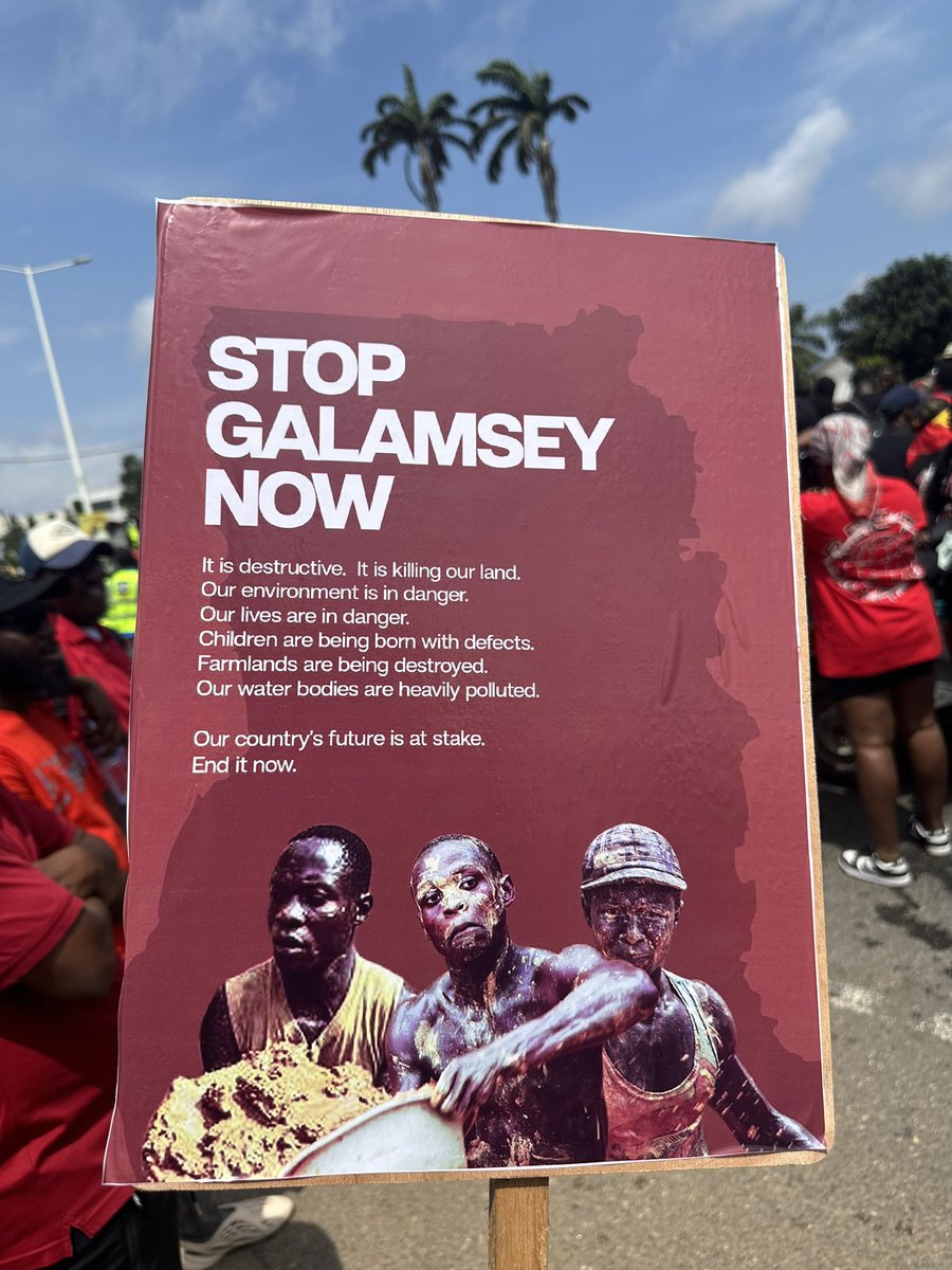 __theSeyram's tweet photo. Day 2 but the message remains the same!!! #StopGalamseyNow #FreetheCitizens https://t.co/OYjaqGECoe
