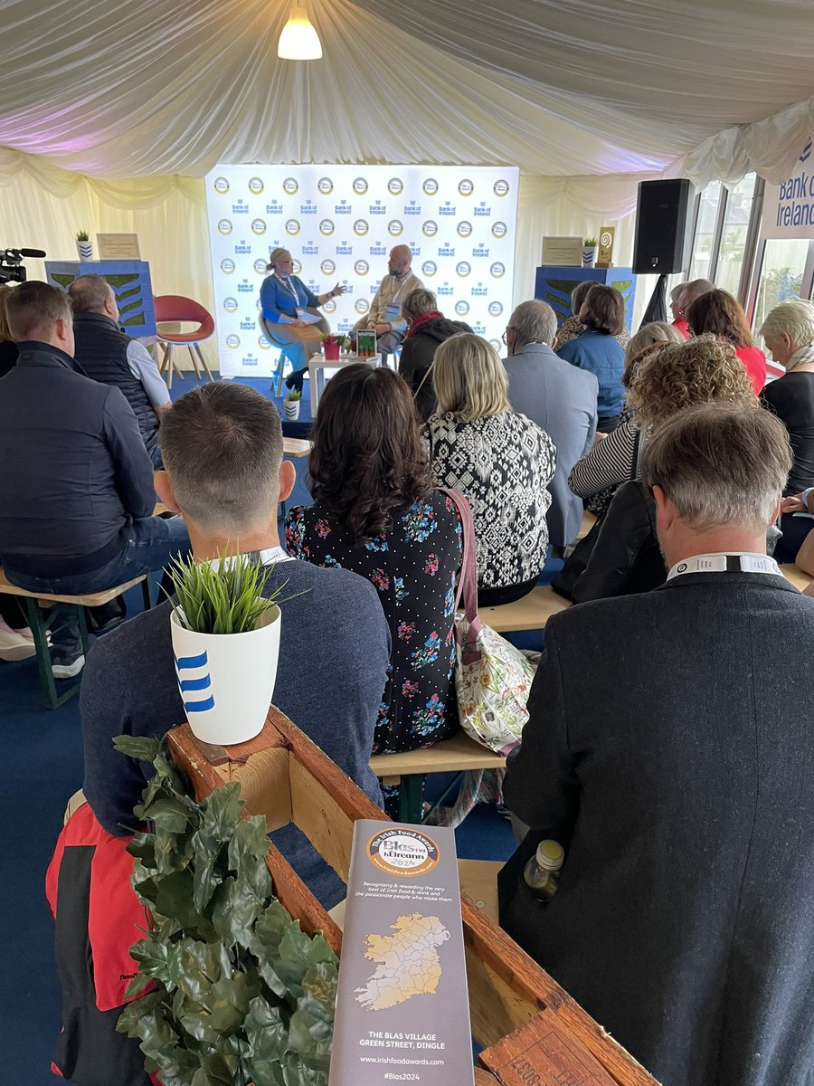 Viv_Gleeson's tweet photo. Kicking off things at the #BlasBackyard is @flavourIE in conversation with @Spaceychef, the 2024 Blas Producers’ Champion #Blas2024
Tune in live here: https://t.co/cpO8E7Jf6Q https://t.co/R4wXDyssli