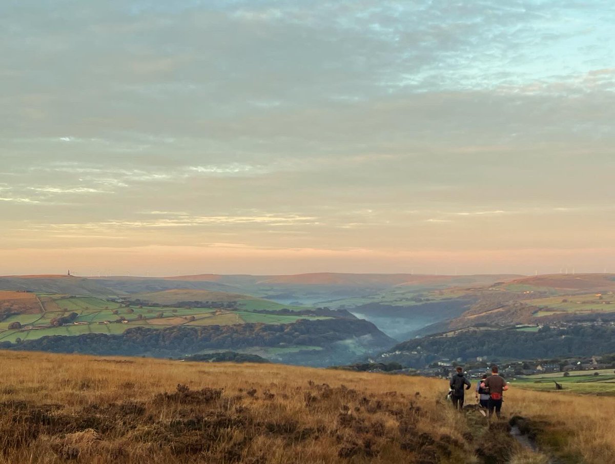 JoshFG's tweet photo. A boggy hilly morning 10k. Honestly there is no better way to start the day #fellrunning #goforarun #calderfornia https://t.co/LzkC9tSTeX