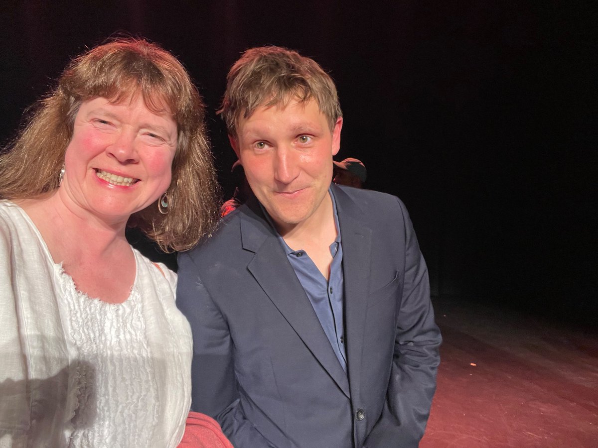 K_neurorobotics's tweet photo. Hilarious performance by @Exploding_Heads last night @mac_birmingham great to meet the long suffering Anthony & @Fiveankles Love your writing & performance π when you know the club, you know the clubβ¦ Thankyou both π and more please βΊοΈπ₯° #explodingheads https://t.co/n4m7TH8y8T