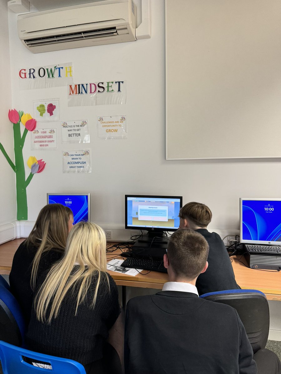 Miss Bull tweet media