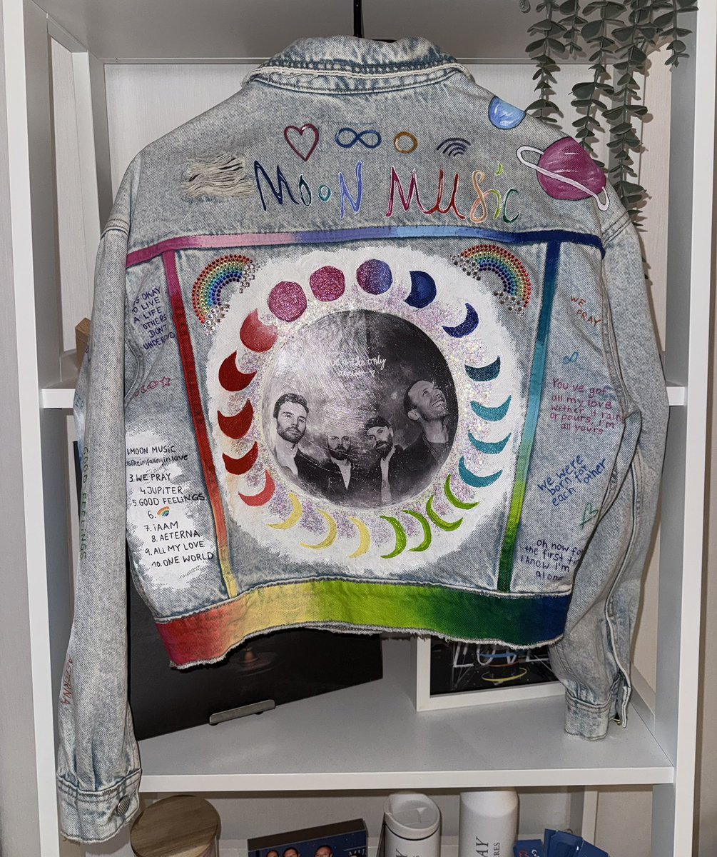 eliza 🌙✨ tweet media