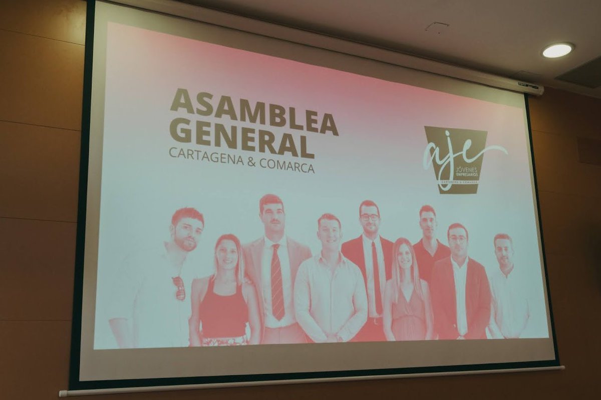 AjeCartagena's tweet image. ✨ Hace dos semanas celebramos nuestra Asamblea General de AJE Cartagena y su comarca, presentando oficialmente a la nueva Junta Directiva. Gracias a nuestro asociado Faus, compartimos imágenes que capturan la esencia de ese gran día. 🚀 ¡Seguimos avanzando con fuerza!