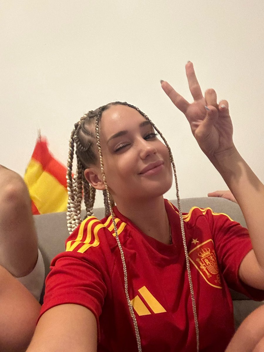 ༺𝒢ℯ𝓇𝓂𝓃 𝒿𝒽ℴ𝓃𝓈༻ tweet media