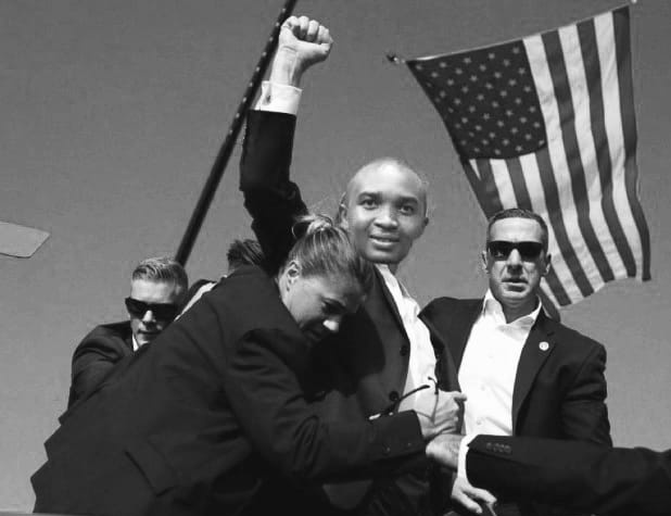 _brianomariba's tweet image. Sellouts Deserves no Mercy.

Public Participation Ilikua apewe platform na Politicians.

I stand with Morara Kebaso amestand his ground.