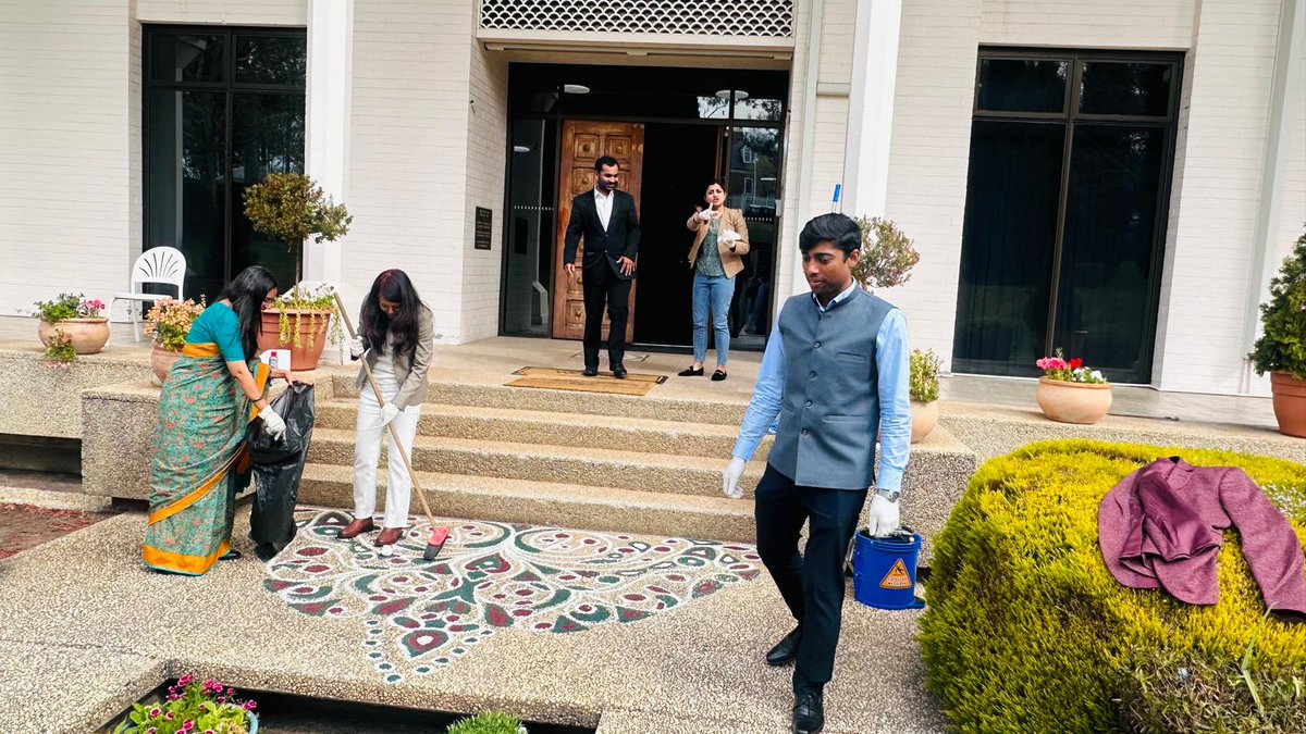 India in Australia tweet media