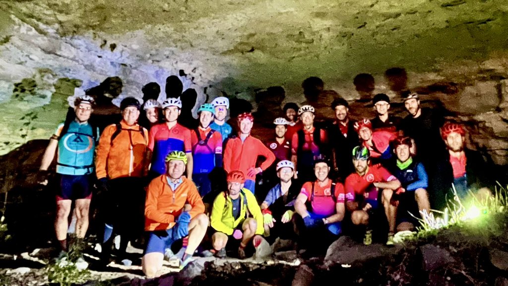 Els dijous amb Bike Moià et pots trobar racons plens de vida i de ciclistes!! 😃