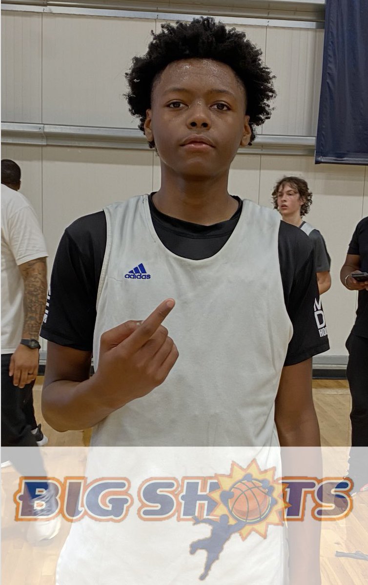 Big Shots Spotlight!  Taveon Roundtree  6’0 2029 (Oscar Smith HS, VA)  #BigShots #ETCHooptoberClassic <a href="/BigShotsToday/">Hit The BIG SH🏀TS</a> <a href="/BigShotsGlobal/">BIG SH🏀TS</a> <a href="/TRoundtree29/">Taveon roundtree29</a> .  Tae could be one of the best scorers in his class in the 757!   Effortless and silky smooth shot mechanics, he can fill it up from