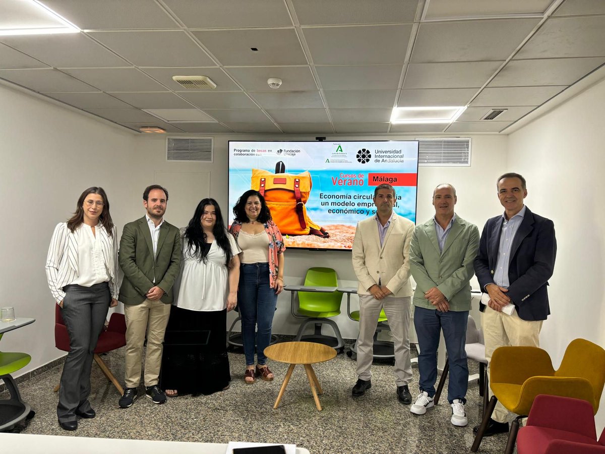🌱 ¡Orgullosos de nuestra compañera <a href="/PilarZapataAran/">Pilar Zapata Aranda</a> por su participación en el curso de
<a href="/UNIAuniversidad/">Universidad Intern. de Andalucía</a> sobre #EconomíaCircular

Allí presentó proyectos como <a href="/CisWEFENEX/">CisWEFE-NEX</a>, que se implementará en el Algarve. Gracias a <a href="/EvaSanchezTeba/">Eva Sánchez Teba</a> y ponentes por compartir vuestra experiencia♻️