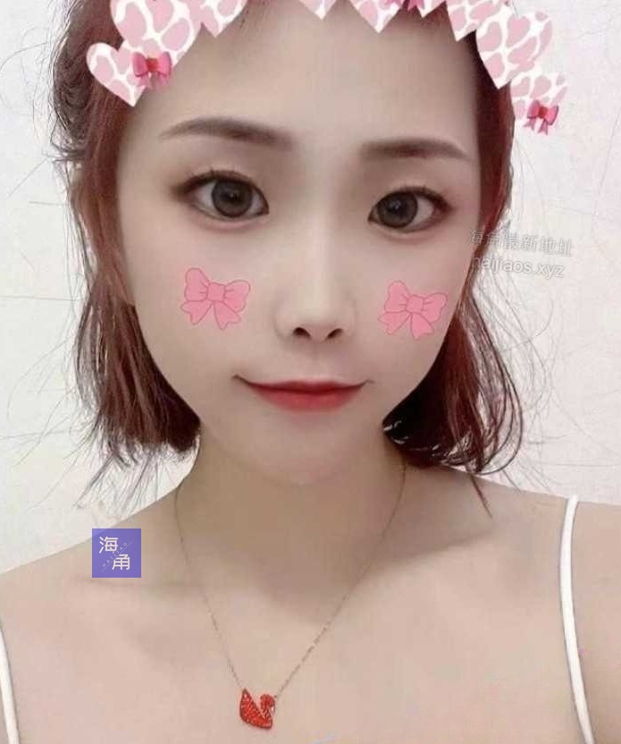 🌊 #海角 #原创投稿 #骨科之夜

"我与亲哥的那晚，真给走歪了..."

之前看过很多海角分享，从没想过自己也走到这一步，这事儿是发生在七夕，我和亲哥一起过的，我身边本来有个👅🐶一直yue我，但是我对他实在不感兴趣，我不喜欢👅我的男人，比起👅我比较喜欢能征服开我的人！