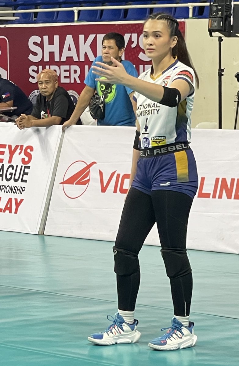 LiveScoresPH's tweet photo. The Ambassador is here. https://t.co/c1Kih8LGqC